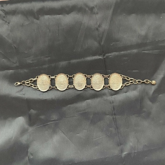 Vintage Avon NR Oval Link Victorian Style Christmas Bracelet Tree Child Santa - Picture 5 of 7